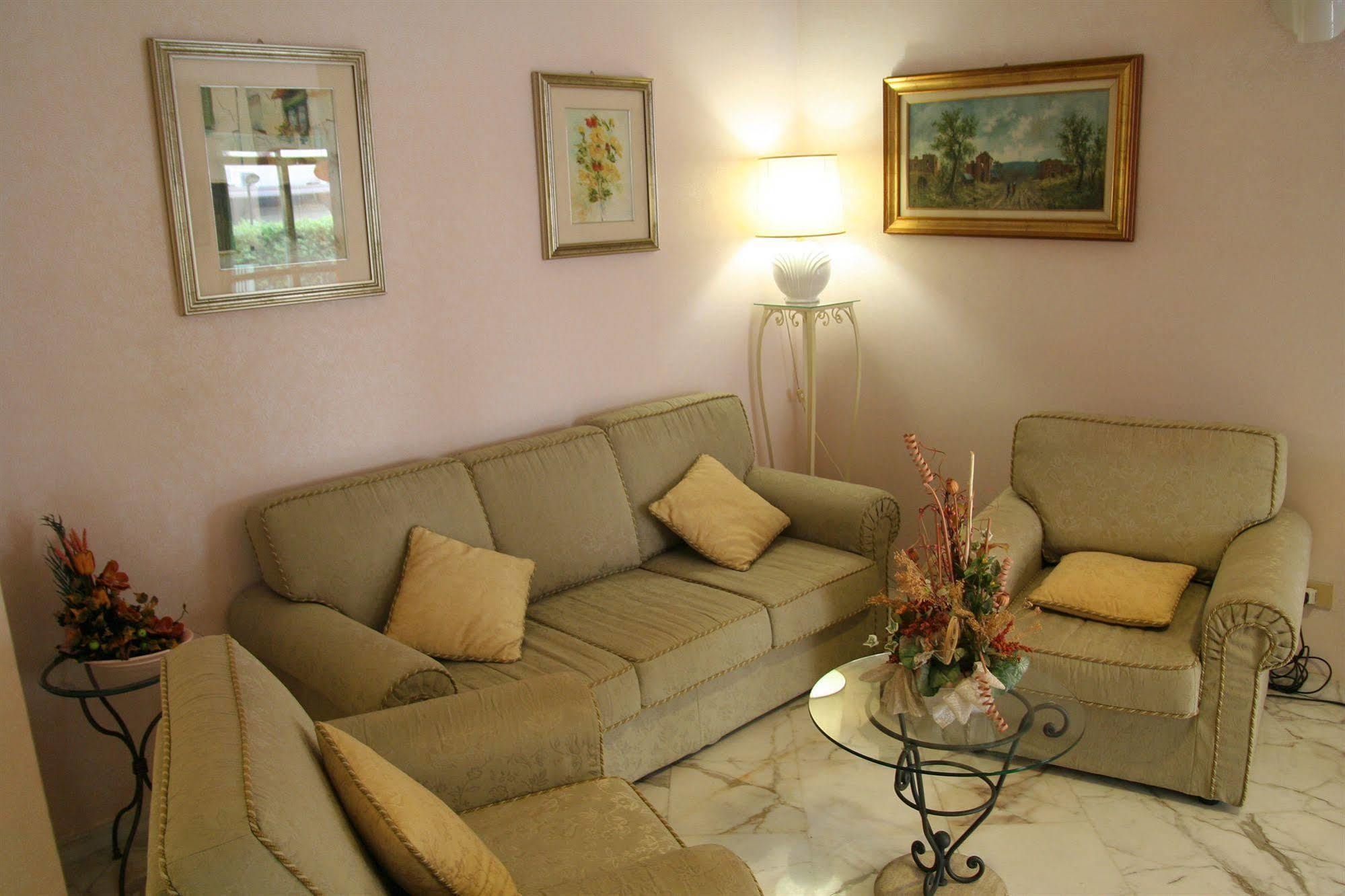 Hotel Elena เคียนเชียโนแตร์เม ภายนอก รูปภาพ